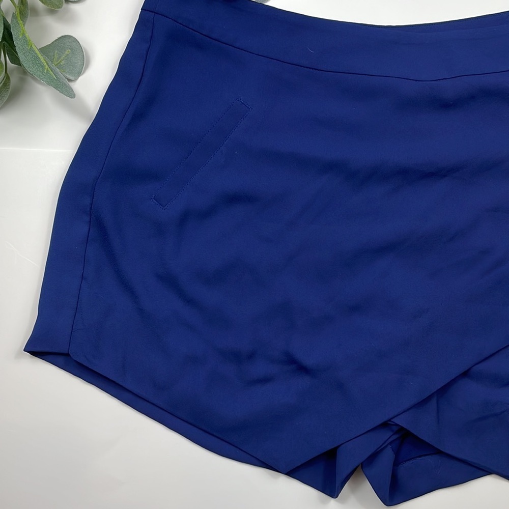Annie Griffin > Navy Skort 6 - Picture 3 of 6